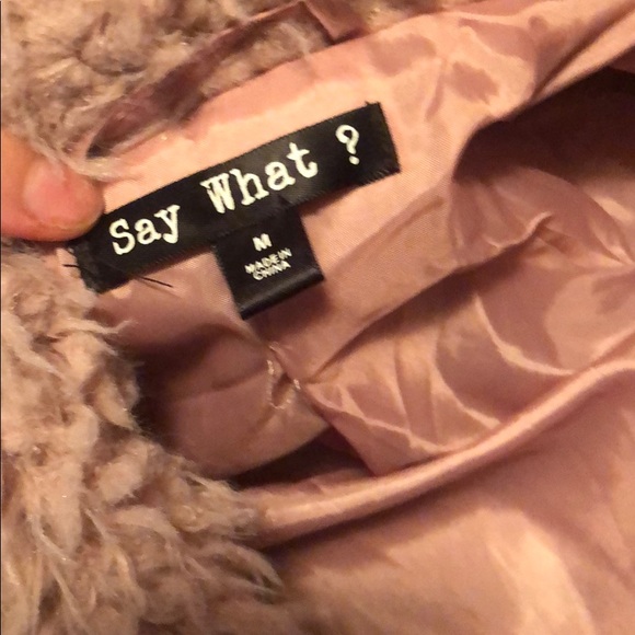 Fluffy jacket - Picture 2 of 2